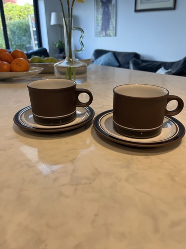 Pair stunning hornsea - stunning,