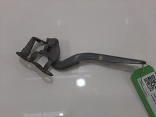 2010 TOYOTA YARIS Bonnet Hinge