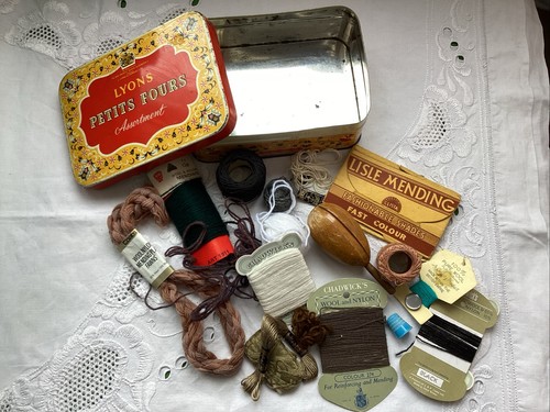 Vintage sewing lyon tin - sewing, lyon’s