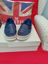 Now dune stunning - £12!, navy