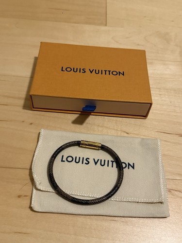 Louis vuitton damier - vuitton, ebene
