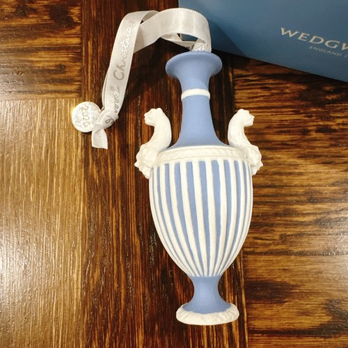 Wedgwood christmas panther - wedgwood,