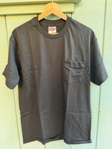 Nos vintage 90s hanes shirt - vintage, t