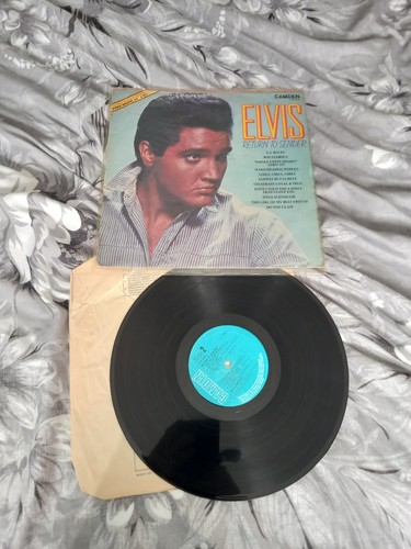 Elvis presley return to - ,