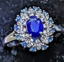 Blue Spinel (Vietnamese) &