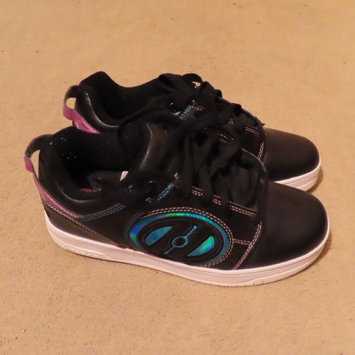 Heelys size 38 skate - size, 5