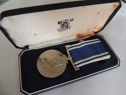 Royal mint cased - royal,