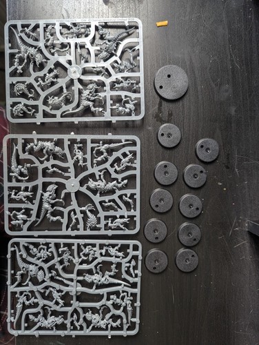 Warhammer 40k tyranids - warhammer,