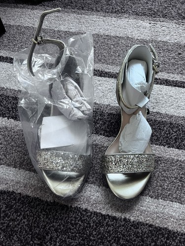 Brand new womens - brand,
