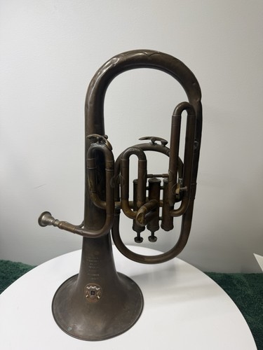 Damaged antique mahillon - antique,