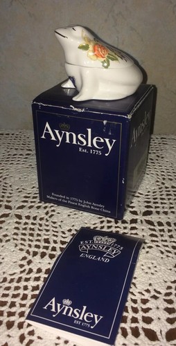 Aynsley mini frog trinket - mini,
