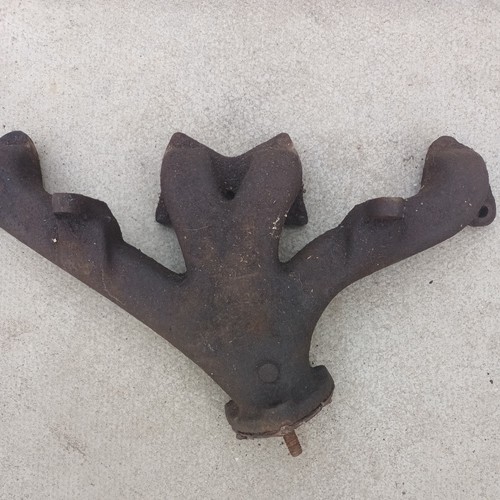 Triumph tr2 tr3 tr4 cast - **,