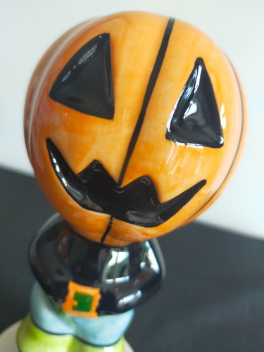 Lorna bailey pumpkin - head, man