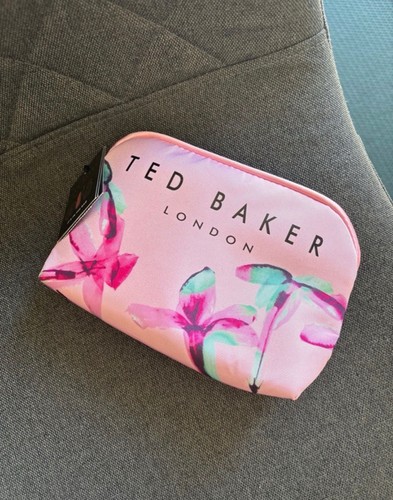 Ted baker london beauty bag - london,