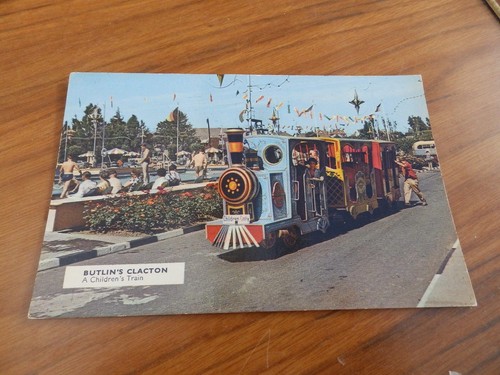 Postcard butlin holiday - postcard,