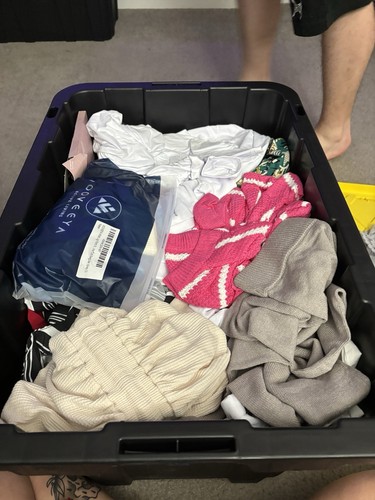 Wholesale reseller clothing - wholesale,