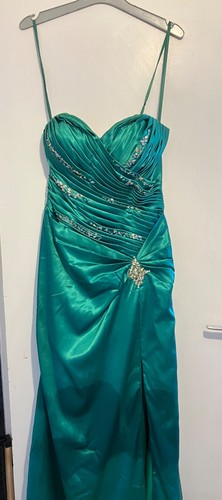 Emerald green prom - prom, size