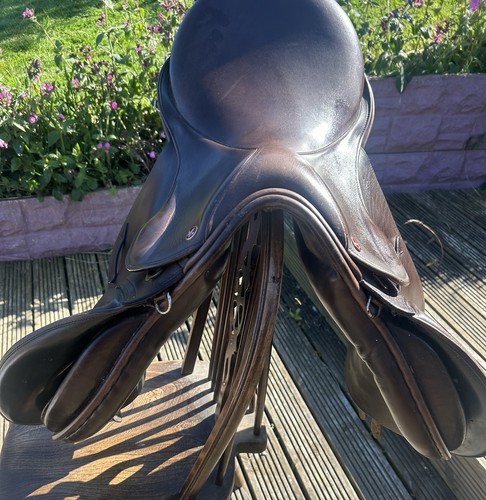 Falcon hawk event saddle - falcon, brown