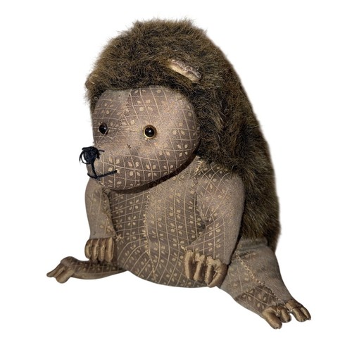 Dora designs bertie bristles - dora,