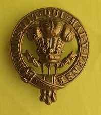 BRASS WELSH REGIMENT POUCH OR