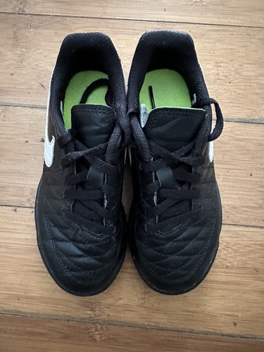 Boys nike astro trainers size - trainers,