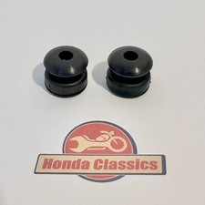 Honda CB400F 400/4 Side Cover Rubber Grommet (Pair). 17245-369-000P