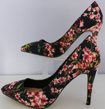 Shoebox floral stilettos size