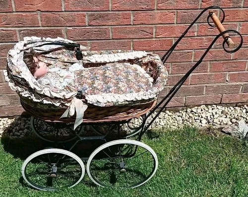 Vintage dolls pram - dolls,