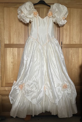Vintage ronald joyce ivory - ronald, &