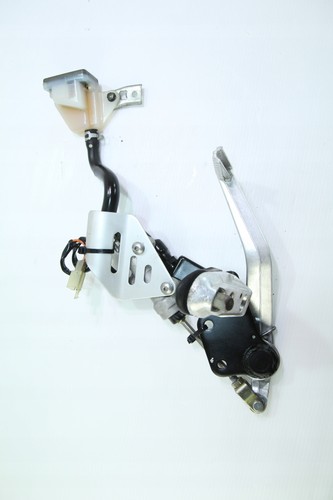 Suzuki 650 strom - v-strom, right