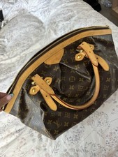 Louis Vuitton Monogram Shoulder Bag Authentic genuine