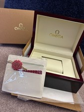 Luxury Red Wooden Watch Case for Omega 