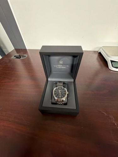 Victorinox swiss army - victorinox,
