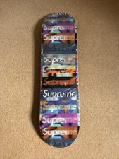 Supreme Distorted Logo