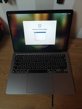 Apple MacBook Air 13-inch M1