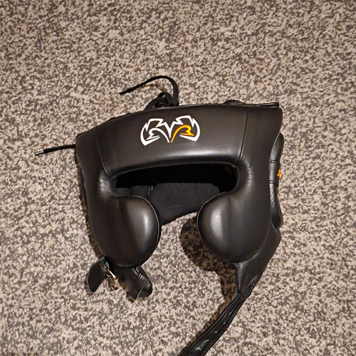 Rival boxing head - rival,