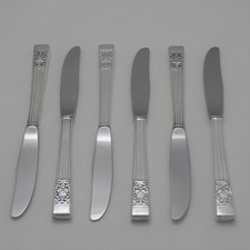 HAMPTON COURT Design Oneida