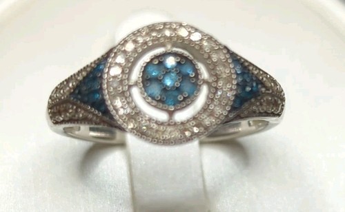 Blue white melee diamonds - &,