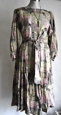 Vivien SMITH viscose front tie MIDI Vintage dress. Excellent condition