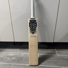 B3 Custom Grade 1 Cricket Bat