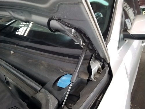 Bonnet hinge audi - lh, mk1