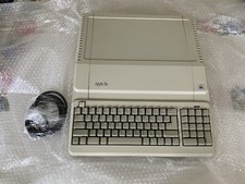 Apple IIe A2S2128 Platinum- (Tested everything works)