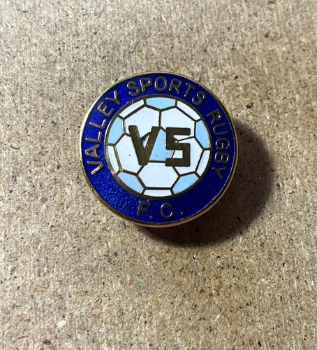 Rugby rare enamel - vs,