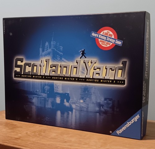 Scotland yard board game - scotland,