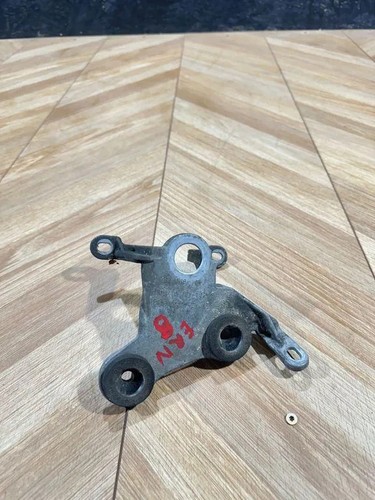 Mercedes benz w206 - c, bracket