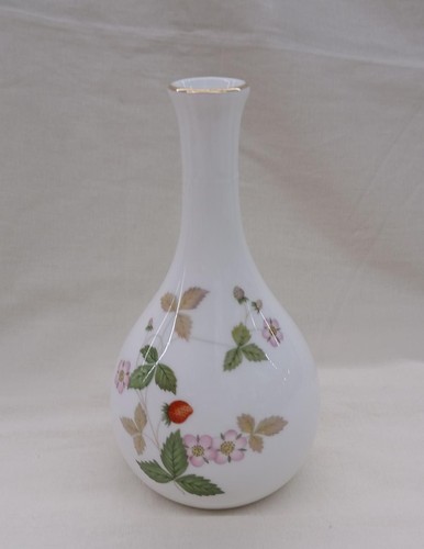 Wedgwood wild strawberry - wedgwood,