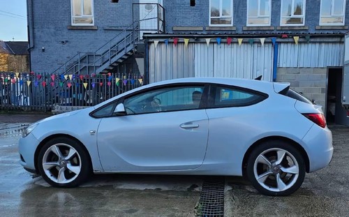 Breaking parts vaux astra - breaking,