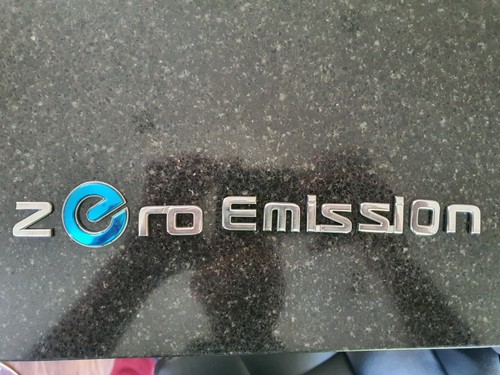 Nissan leaf door - leaf, emblem