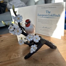 Peter Barrett Figurine The European Goldfinch 1979 Franklin Porcelain