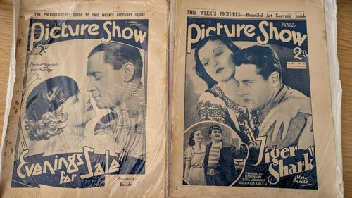 Picture show magazines - magazines, (x2)